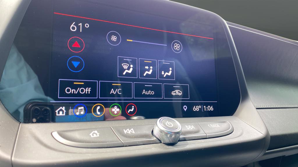 Used 2019 Chevrolet Camaro SS RWD image 32