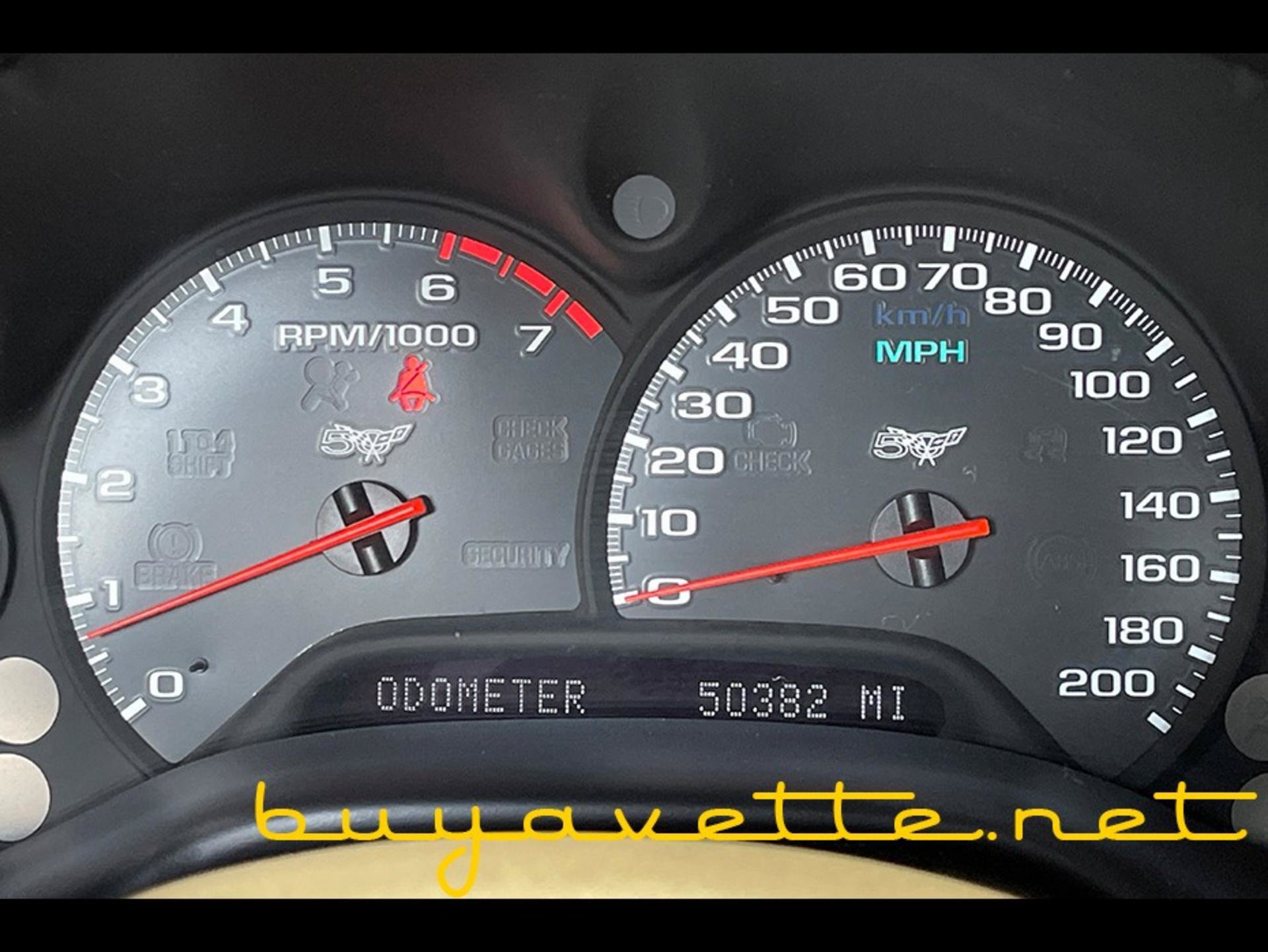 Used 2003 Chevrolet Corvette Coupe w/ Preferred Equipment Group RWD image 17