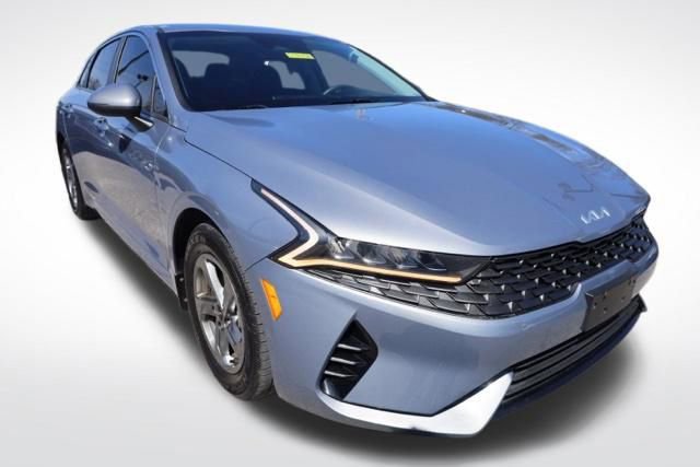 Used 2022 Kia K5 LXS image 2