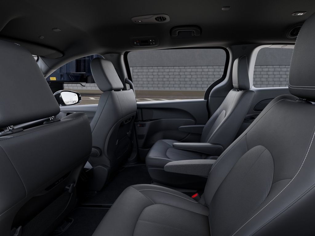 New 2027 Chrysler Pacifica Select AWD/4WD image 24