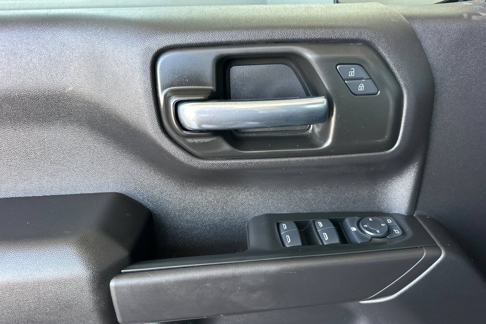 Certified 2024 Chevrolet Silverado 1500 Custom w/ LPO, Dark Essentials Package AWD/4WD image 11