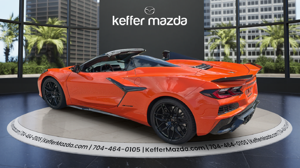 Used 2026 Chevrolet Corvette Z06 RWD image 16