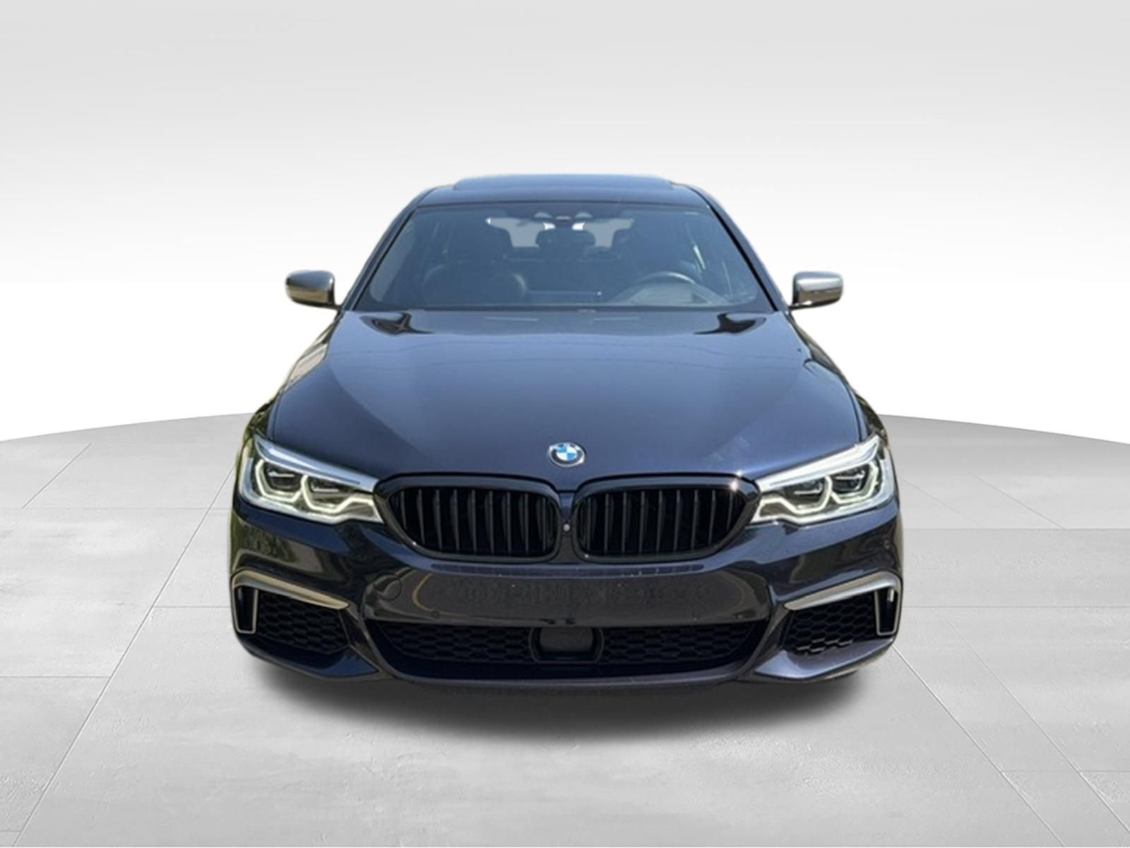 Used 2019 BMW M550i xDrive w/ Dynamic Handling Package AWD/4WD image 2