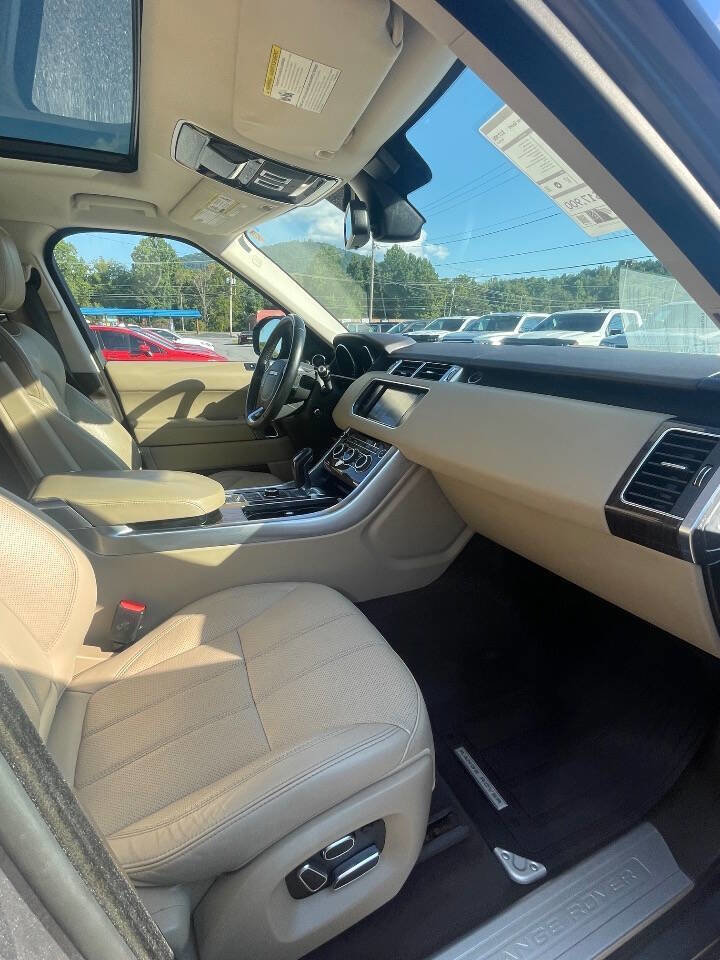 Used 2014 Land Rover Range Rover Sport HSE image 15