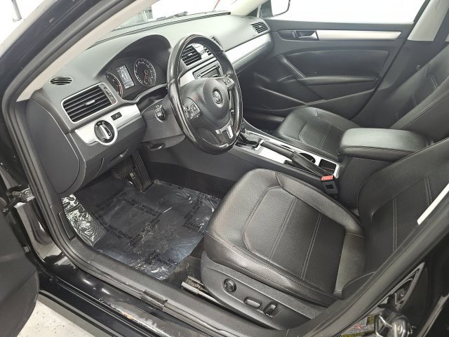Used 2013 Volkswagen Passat 2.5 SE FWD image 14