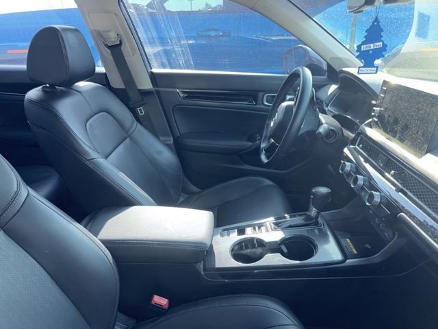 Used 2023 Honda Civic Touring image 6