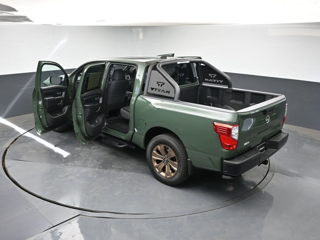 Used 2024 Nissan Titan SV w/ SV Bronze Edition Package image 45