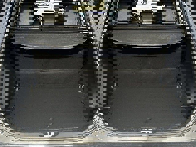 Used 2023 Toyota RAV4 XLE Premium image 33