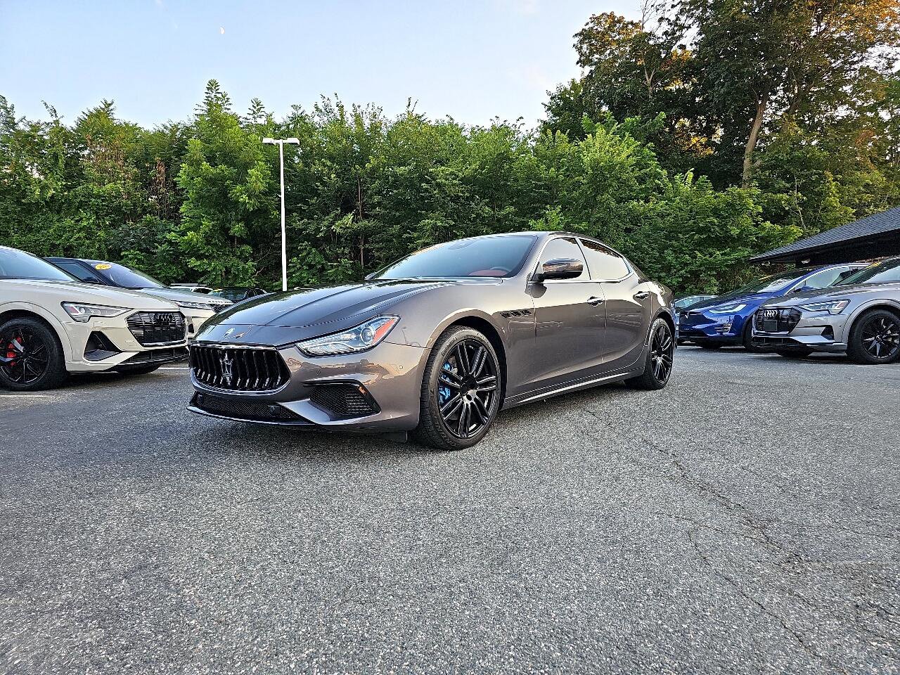 Used 2022 Maserati Ghibli Modena image 3