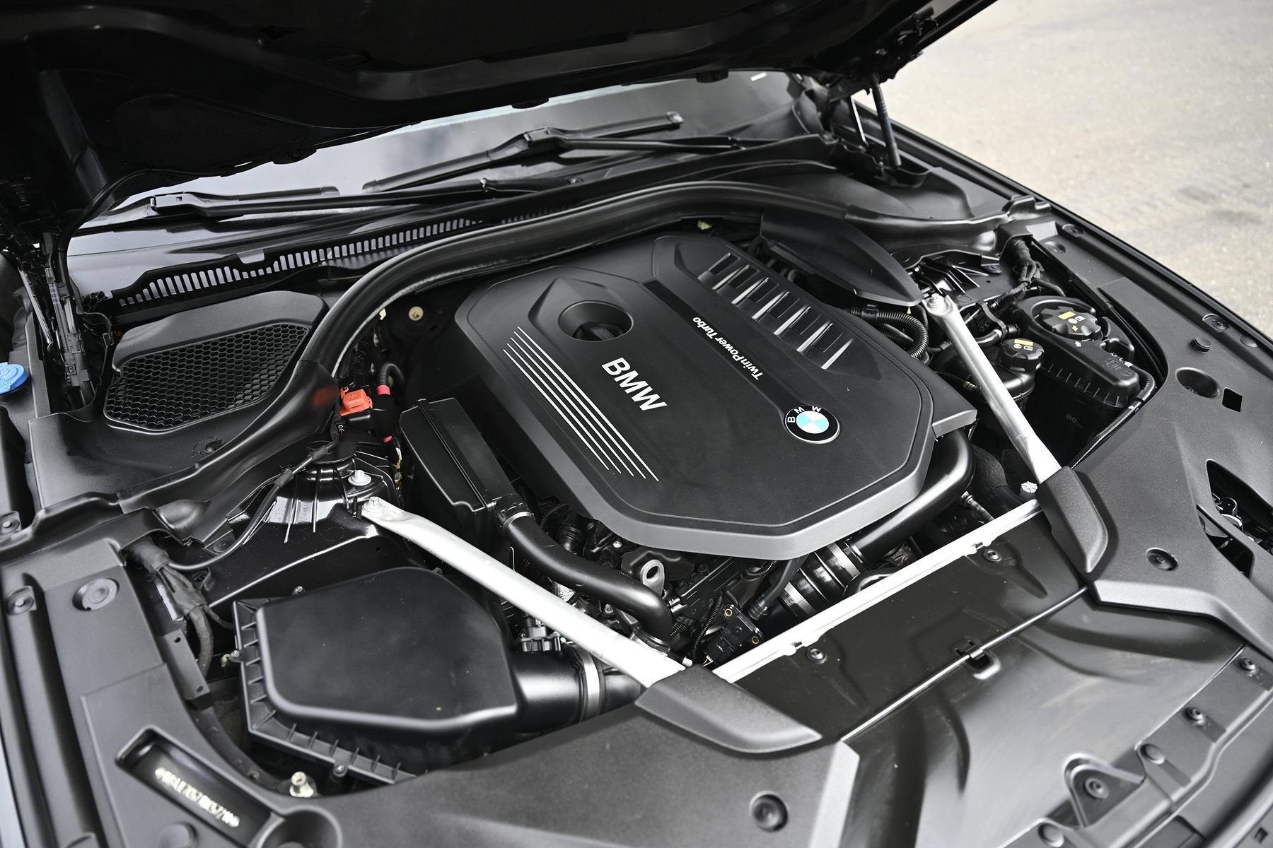 Used 2018 BMW 540i xDrive AWD/4WD image 35