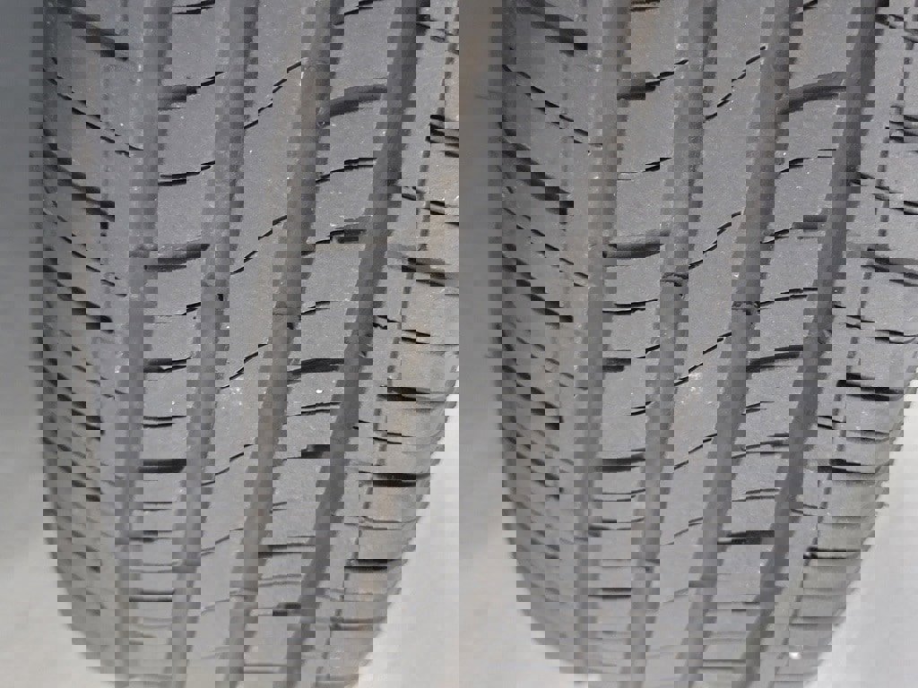 Used 2018 Toyota Prius Four w/ Advanced Technology Package image 33