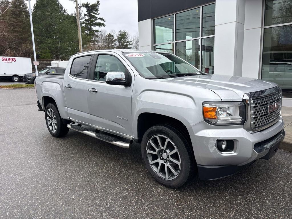 Used 2018 GMC Canyon Denali image 3