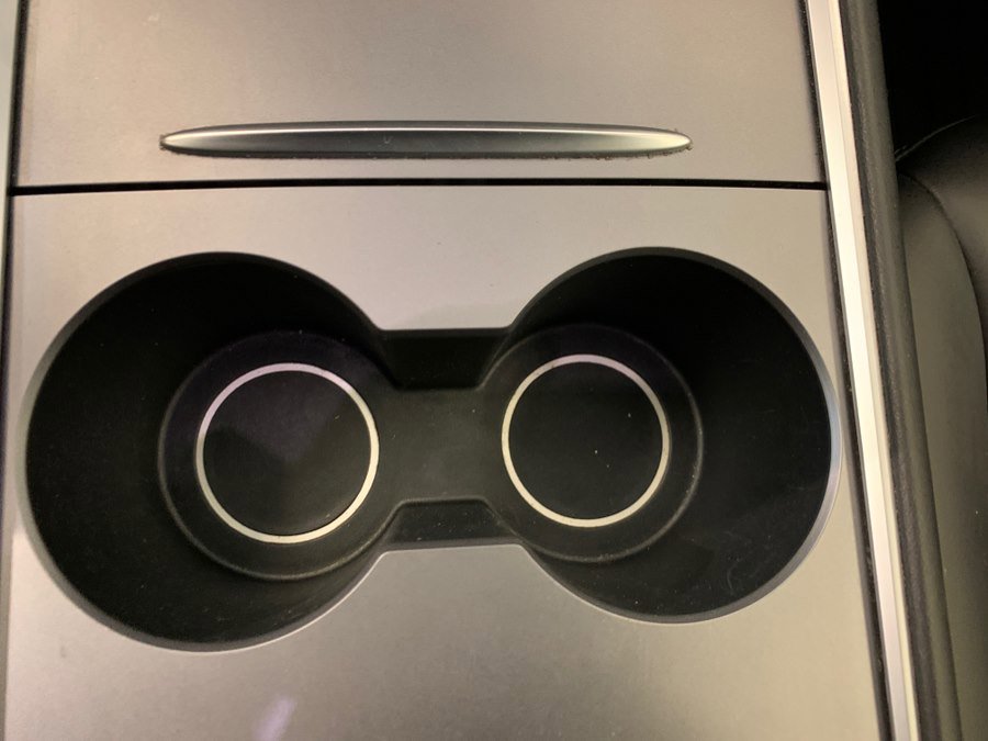 Used 2021 Tesla Model Y Long Range image 37