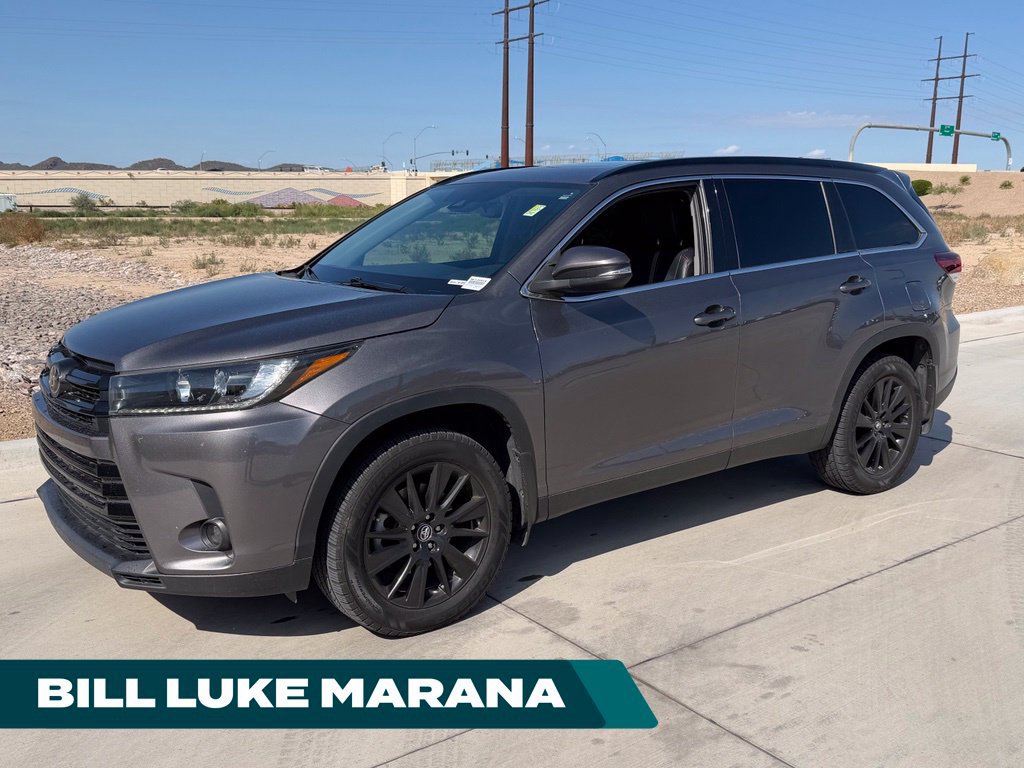 Used 2019 Toyota Highlander SE FWD image 1