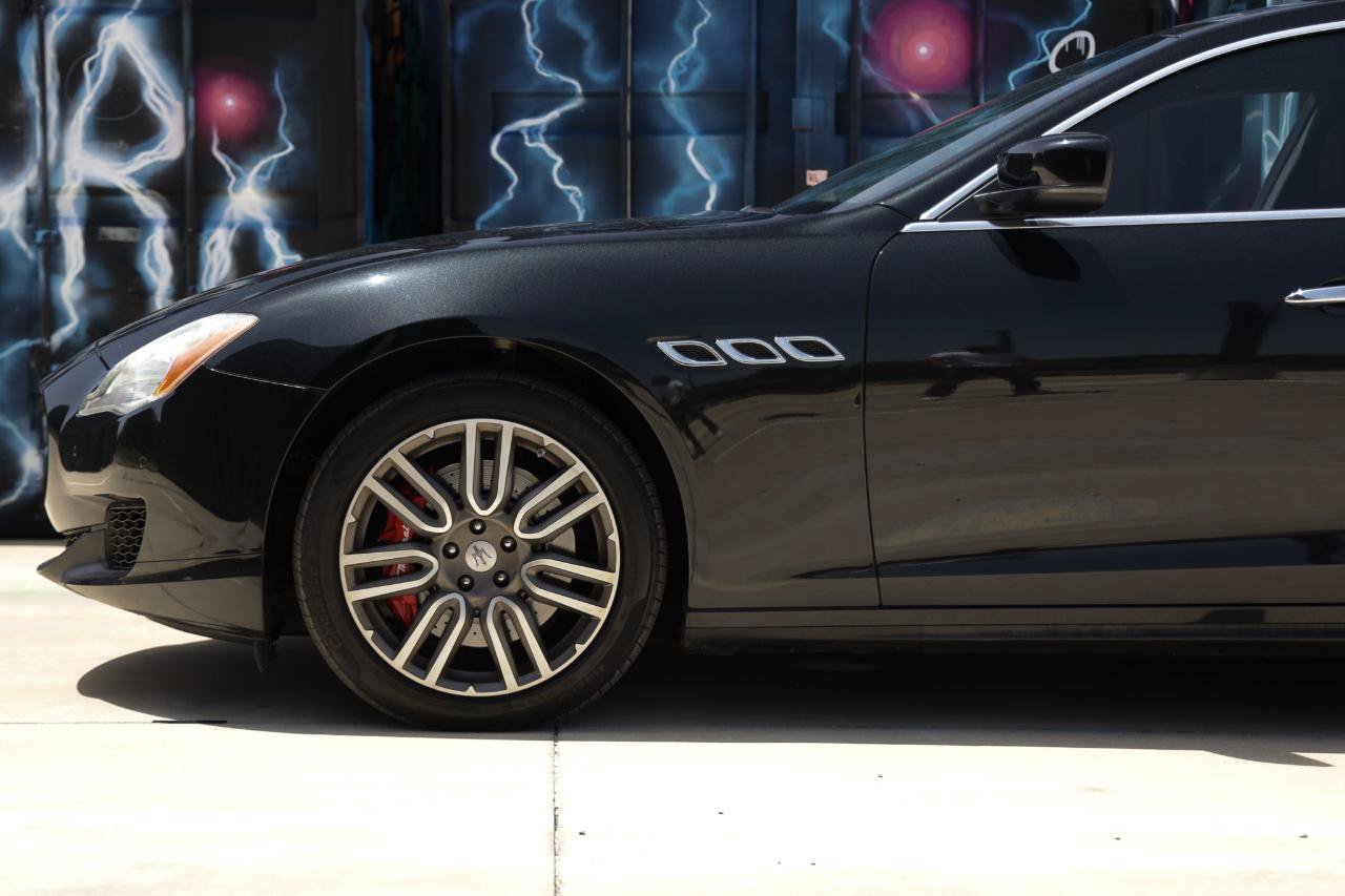 Used 2015 Maserati Quattroporte S Q4 AWD/4WD image 26
