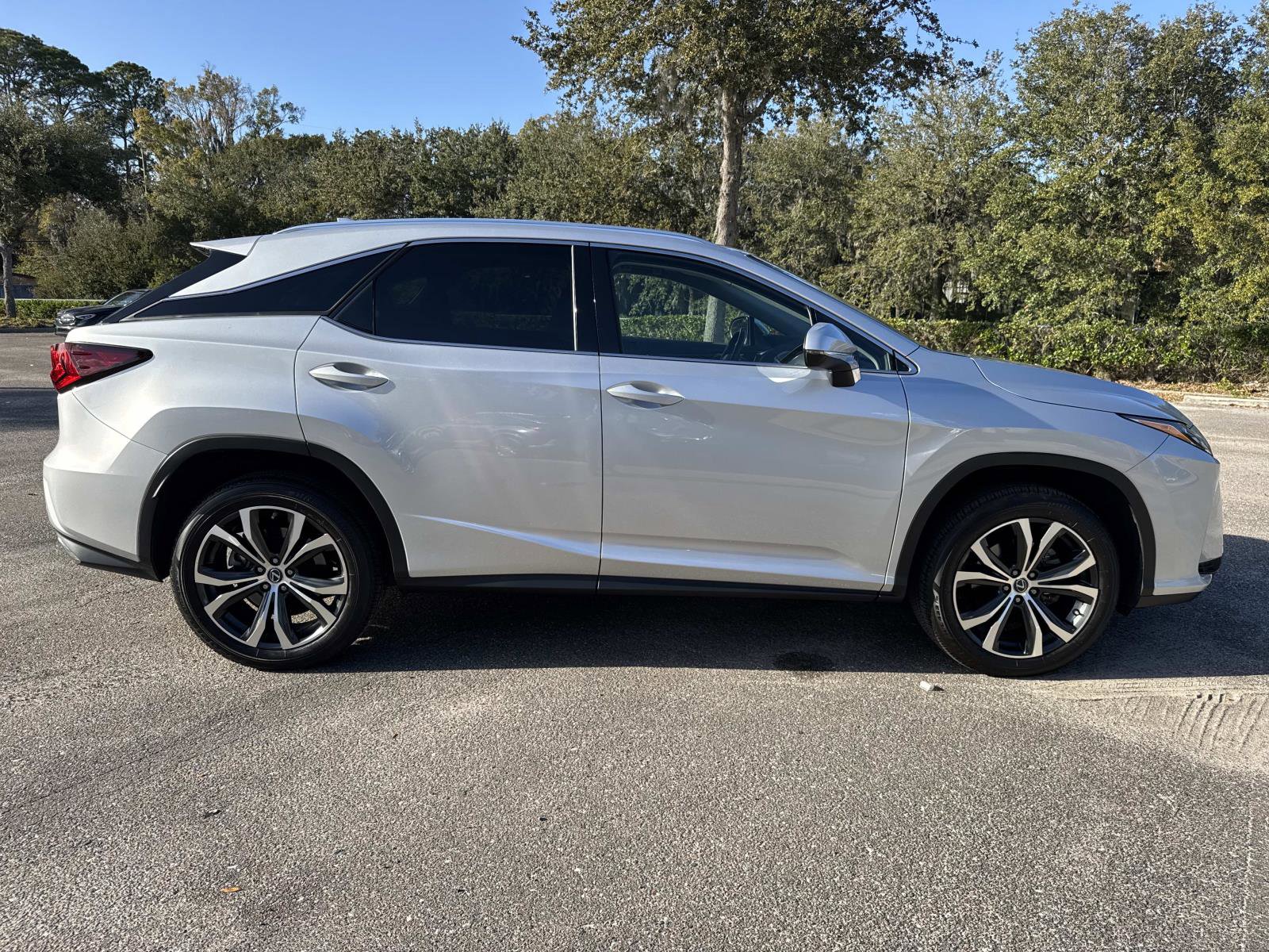 Used 2019 Lexus RX 350 AWD image 3