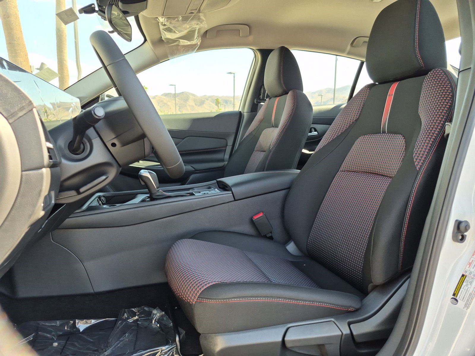 New 2027 Nissan Sentra SR w/ Floor Mat Package FWD image 12