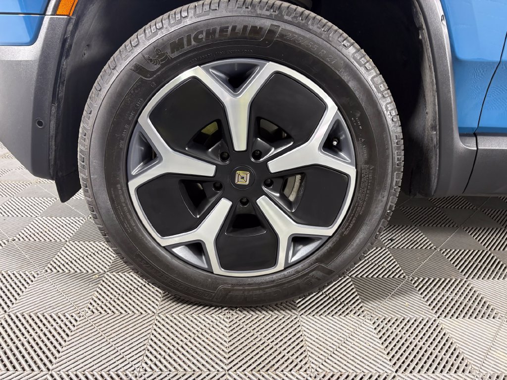 Used 2023 Rivian R1T Adventure Dual AWD/4WD image 11