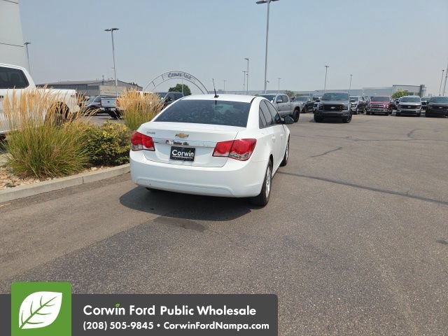 Used 2014 Chevrolet Cruze LS FWD image 6