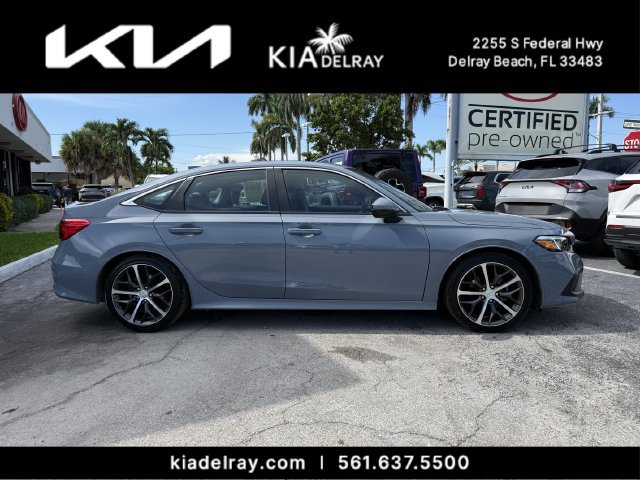 Used 2024 Honda Civic Touring image 2