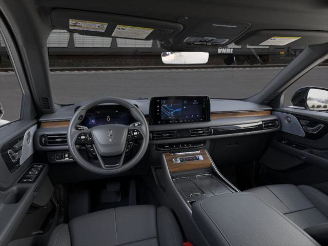 New 2025 Lincoln Aviator Reserve w/ Equipment Group 201A image 9