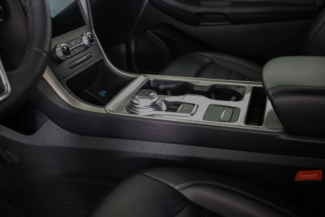 Used 2024 Ford Edge SEL w/ Convenience Package image 45