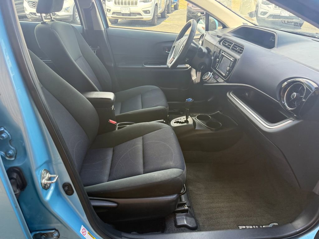 Used 2015 Toyota Prius C Two image 19