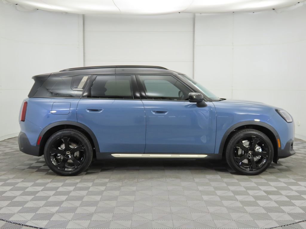 New 2026 MINI Cooper Countryman SE image 4