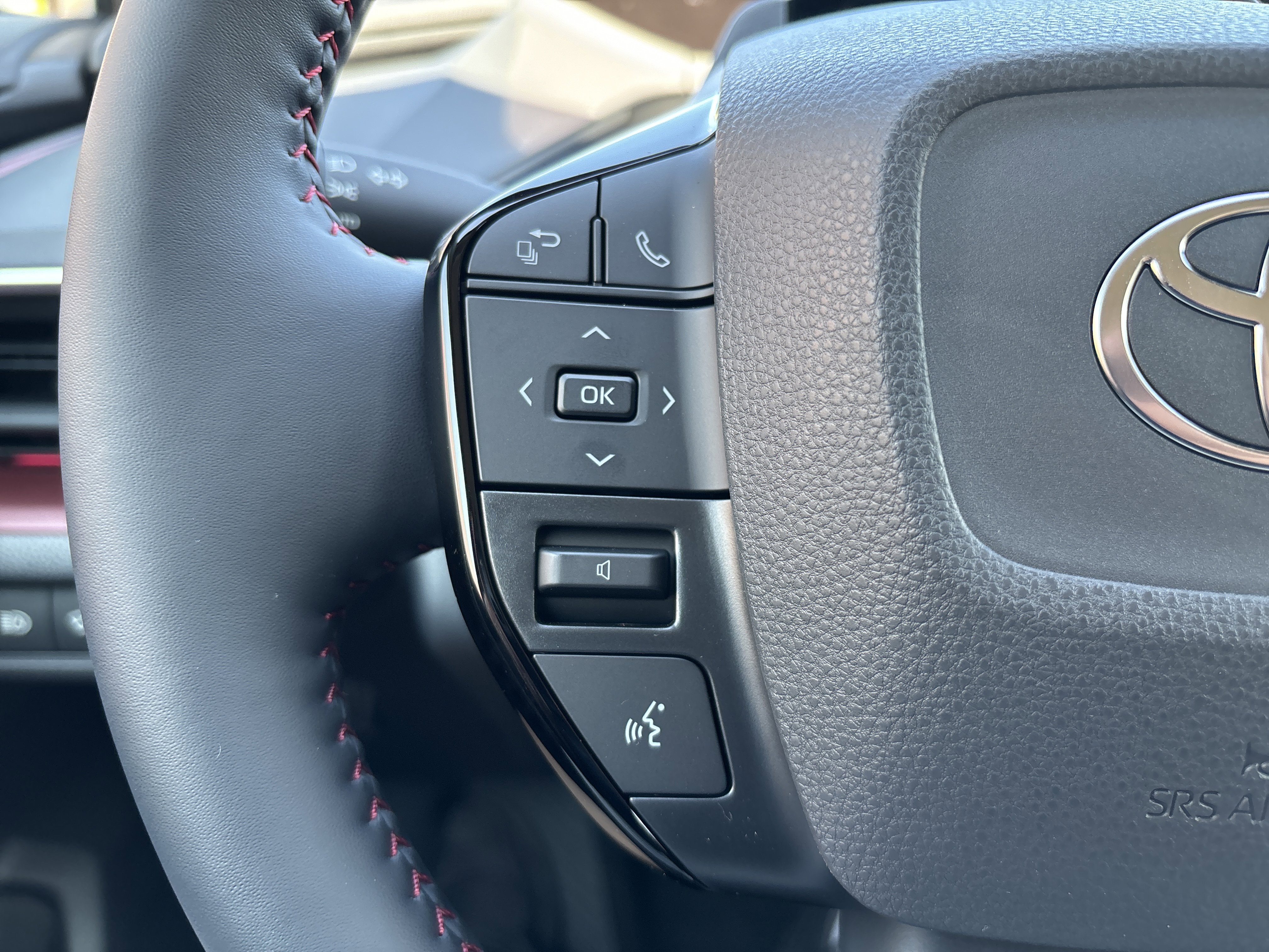 New 2026 Toyota Prius Plug-In Hybrid image 18