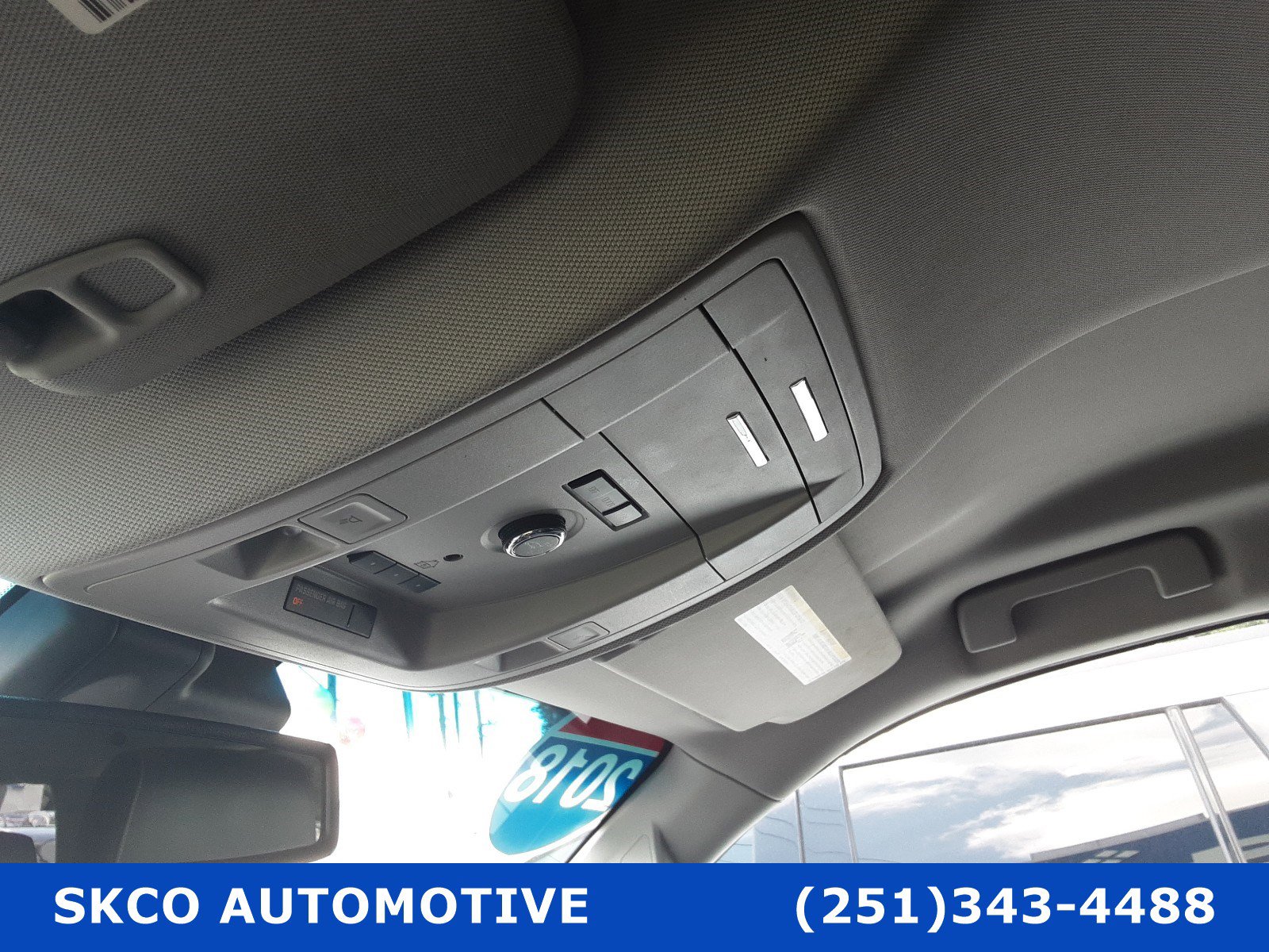 Used 2018 Chevrolet Suburban Premier RWD image 26