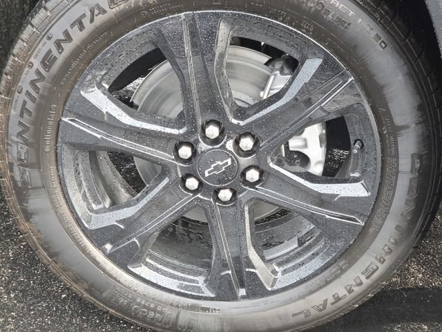 New 2027 Chevrolet Traverse LT w/ Midnight/Sport Edition FWD image 10
