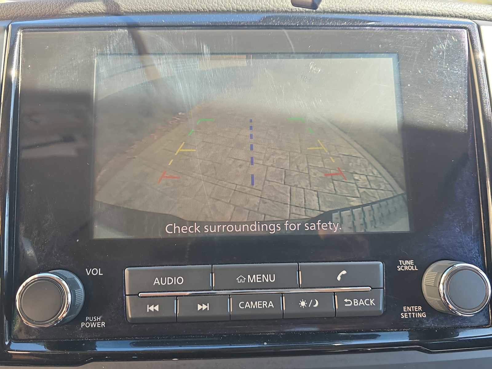 Used 2022 Nissan Titan S image 17