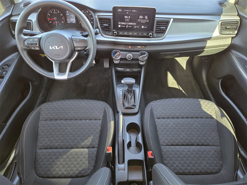Used 2022 Kia Rio LX image 5