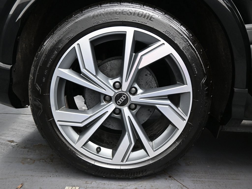 Used 2024 Audi Q4 e-tron Premium Plus w/ Premium Plus image 36