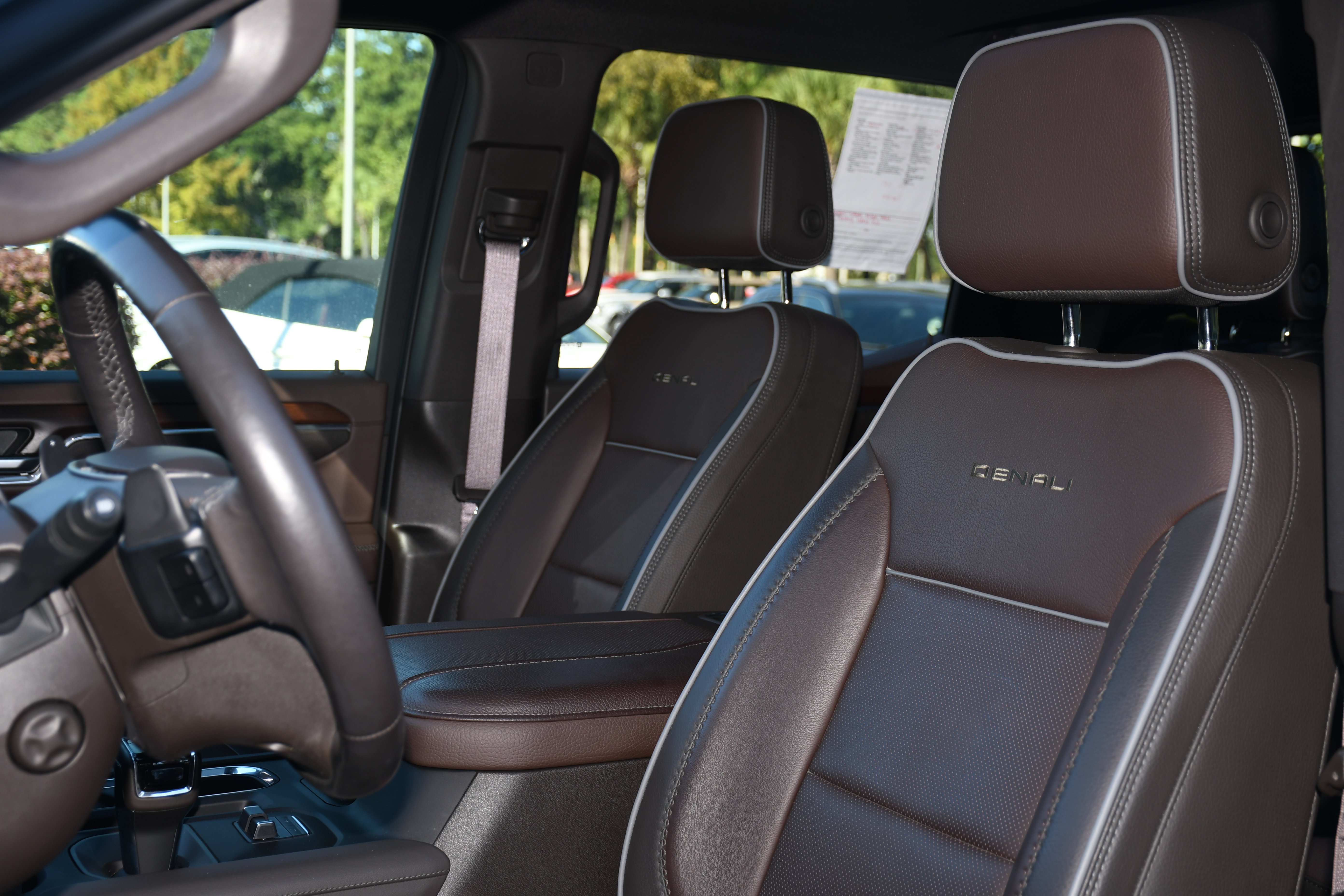 Used 2024 GMC Sierra 1500 Denali AWD/4WD image 12