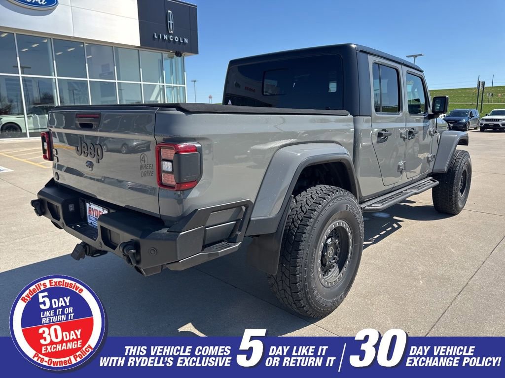 Used 2021 Jeep Gladiator Willys AWD/4WD image 30