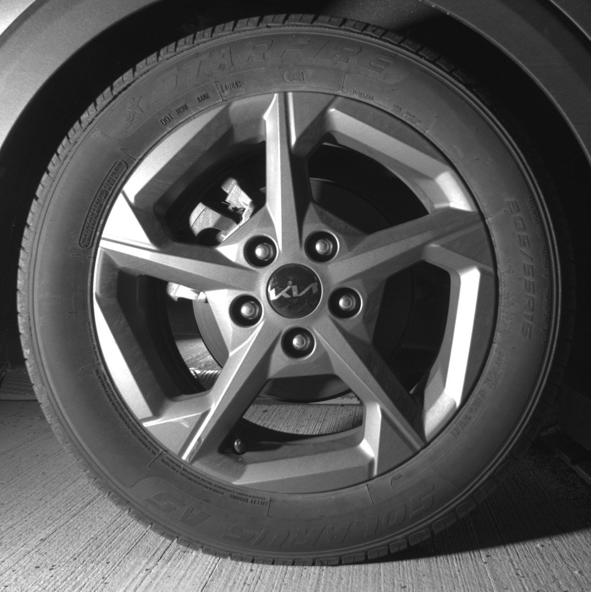 Used 2025 Kia K4 LXS image 15