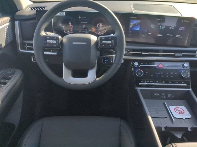 Used 2025 Hyundai Santa Fe SEL AWD/4WD image 14