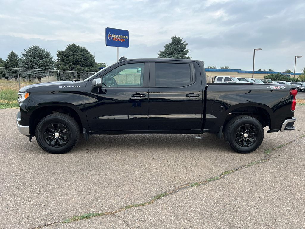 Used 2025 Chevrolet Silverado 1500 LT AWD/4WD image 26