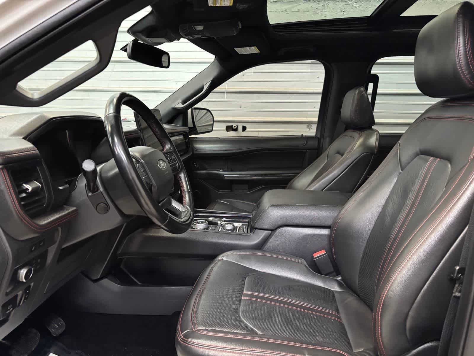 Used 2022 Ford Expedition Max Limited AWD/4WD image 8