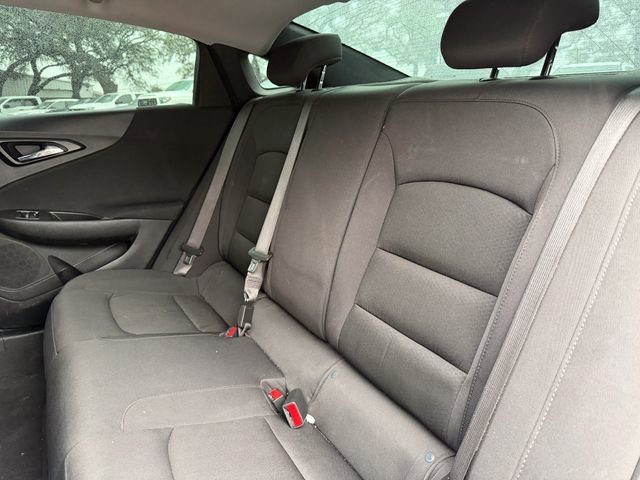 Used 2021 Chevrolet Malibu LS FWD image 17