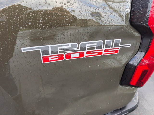 Used 2024 Chevrolet Colorado Trail Boss w/ Advanced Trailering Package AWD/4WD image 26