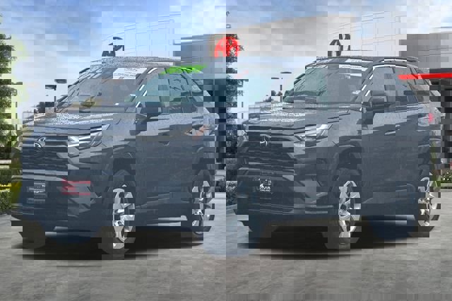 Certified 2025 Toyota RAV4 LE image 10