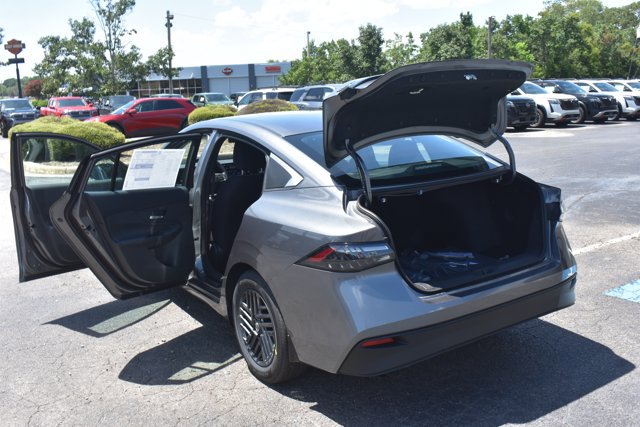 New 2026 Nissan Sentra SV w/ Floor Mat Package FWD image 15