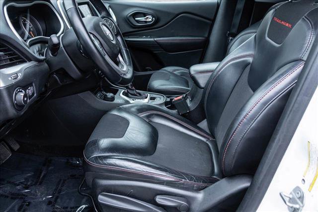 Used 2017 Jeep Cherokee Trailhawk w/ Cold Weather Group image 11