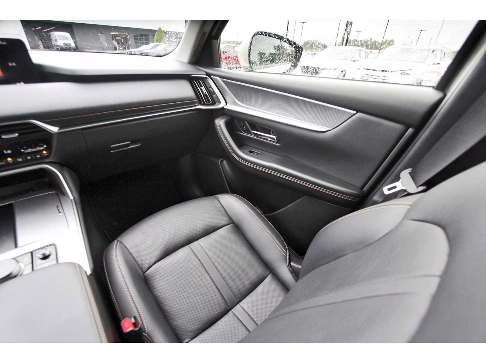 Certified 2026 MAZDA CX-90 3.3 Turbo w/ Preferred Package AWD/4WD image 8