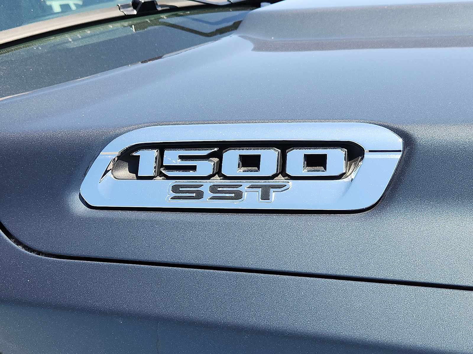 Used 2025 RAM 1500 Laramie image 7