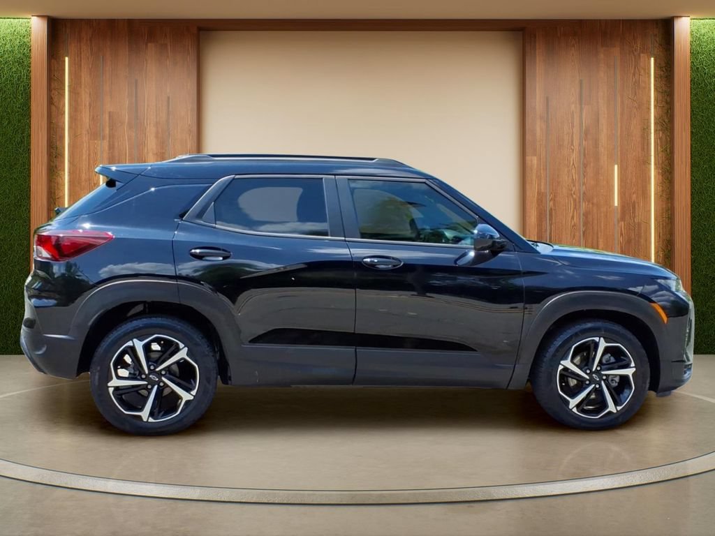 Certified 2021 Chevrolet TrailBlazer RS w/ Convenience Package FWD image 33