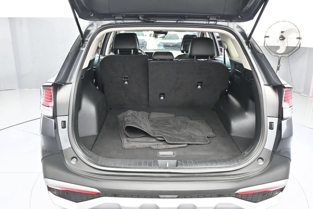 Used 2023 Kia Sportage EX FWD image 40