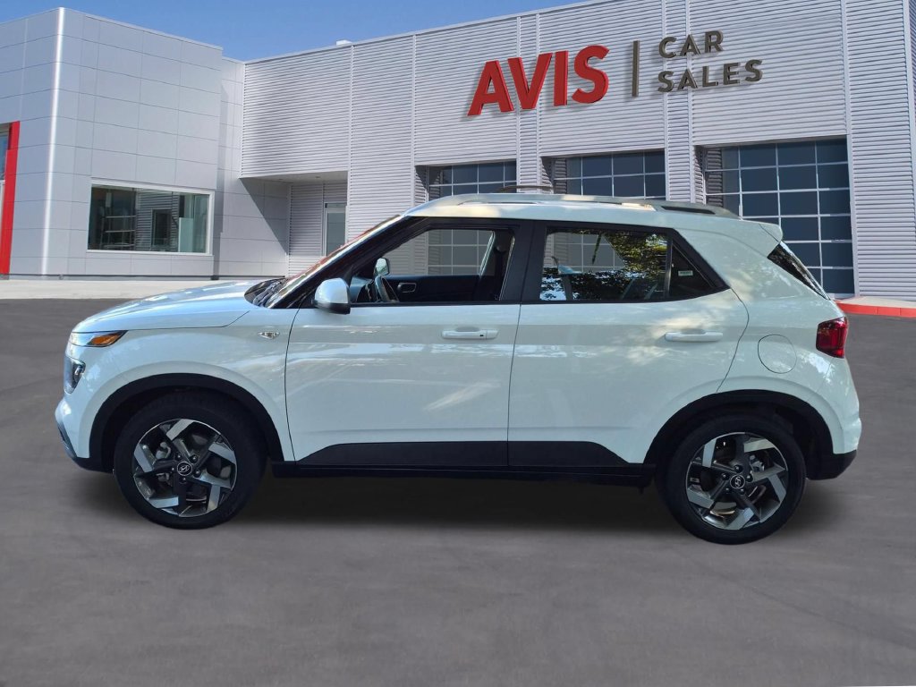Used 2026 Hyundai Venue SEL FWD image 10